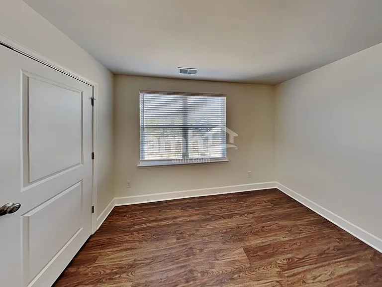 4501 Tarpon Dr — Photo 31