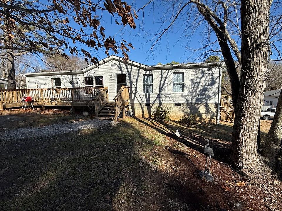 1st image of 100 Woodland Dr