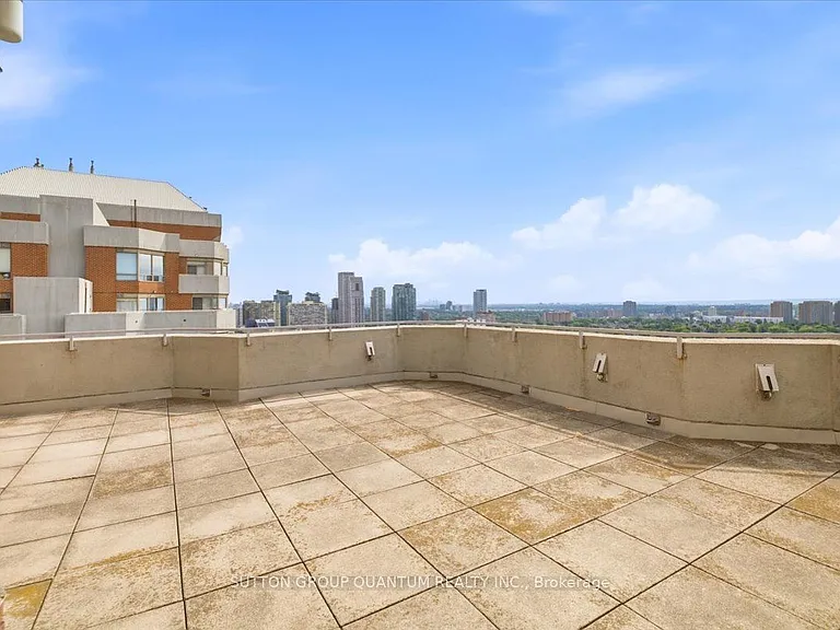 335 Webb Dr #Penthouse 106 — Photo 39