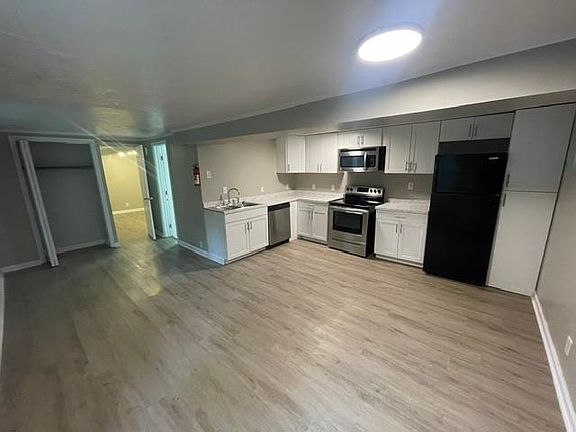 2nd image of 1235 Vinton Ave APT 3