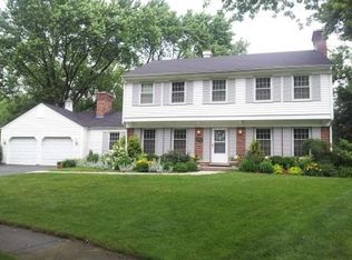 3605 Buckthorn Ln, Downers Grove, IL 60515