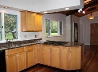 22052 N Countryside Ln, Barrington, IL 60010