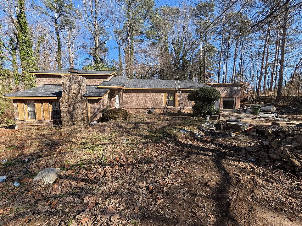 1st image of 950 New Hope Rd SW