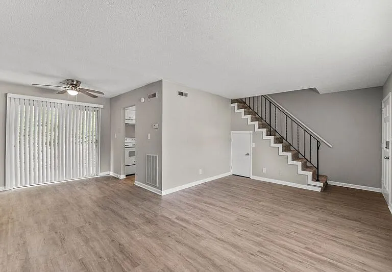 East Ridge Townhomes — Photo 1