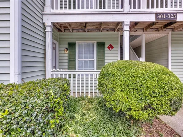 301 Cobblestone Trl, Avondale Est, GA 30002