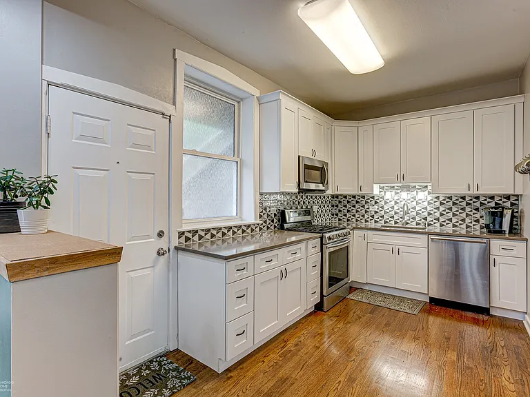 S Kimbark Ave — Photo 2