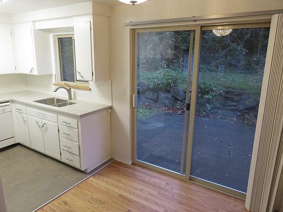 Kitchen & Access to Private Yard