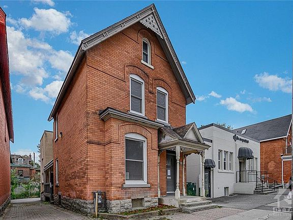 2nd image of 474 Somerset St W