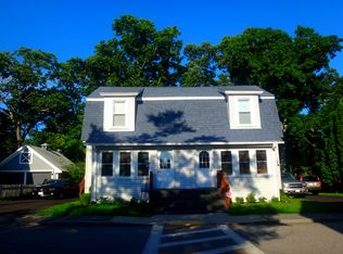 18 South St, Barre, MA 01005