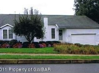 7 Cherry Dr, Nanticoke, PA 18634