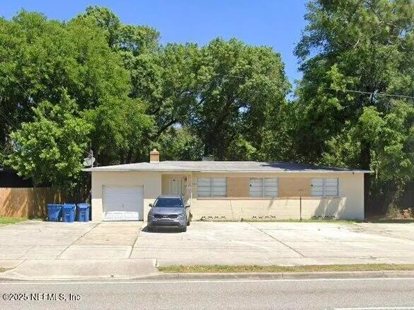 6245 MERRILL Road, Jacksonville, FL 32277