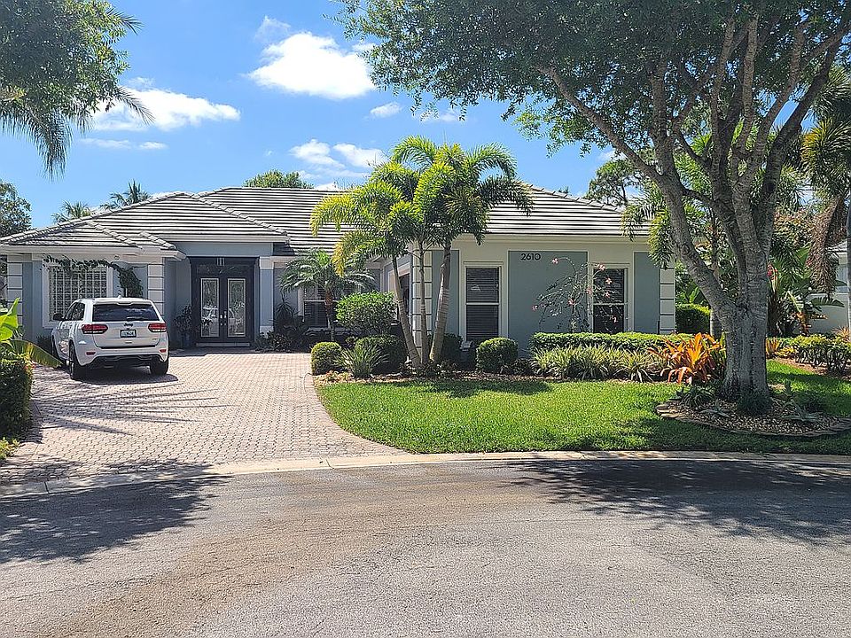 1st image of 2610 SW Holly Dale Way