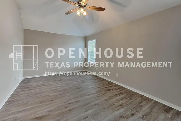 15323 Fir Woods Ln — Photo 23