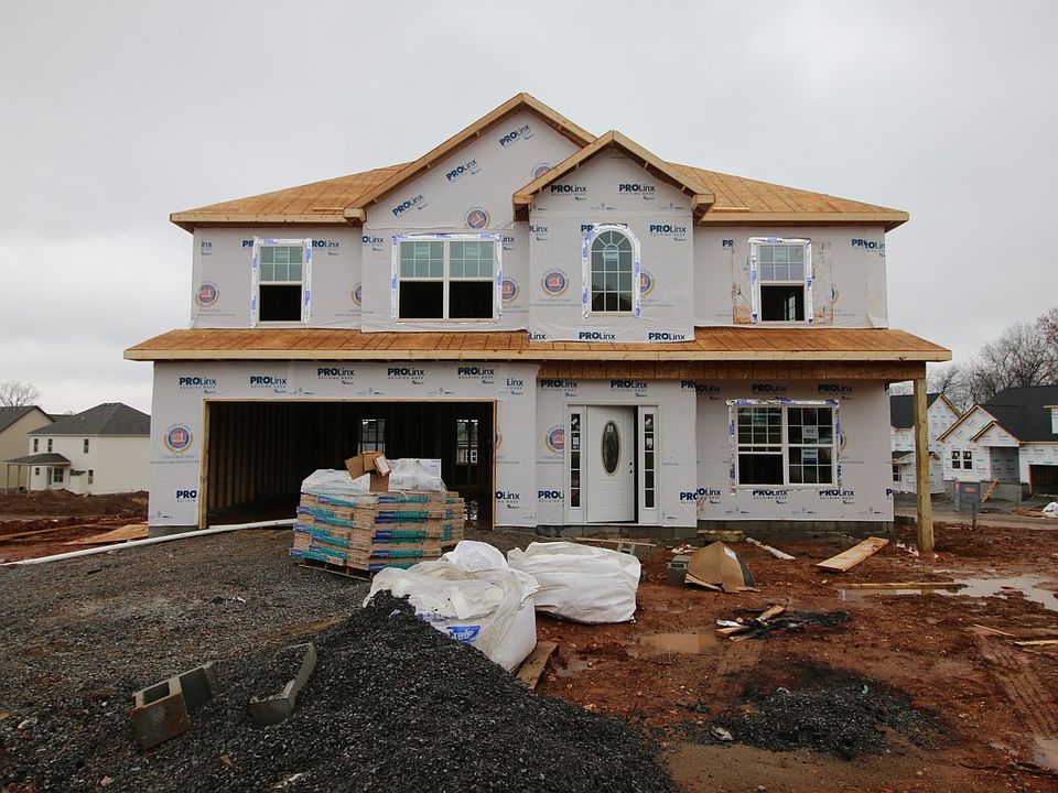 1st image of 472 Autumn Dr