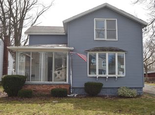 28 Minard St, Lockport, NY