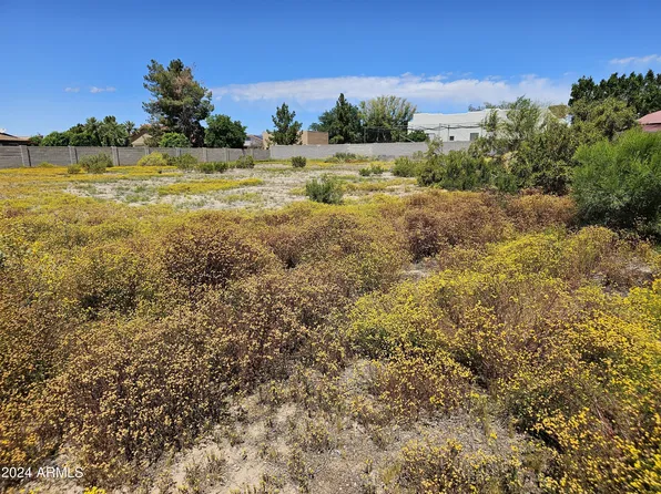 8818 W Monte Lindo Street #25, Peoria, AZ 85383