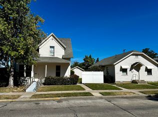 325 W 4th St, Medford, OR 97501