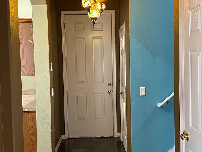 1601 Tail Feather Dr — Photo 6