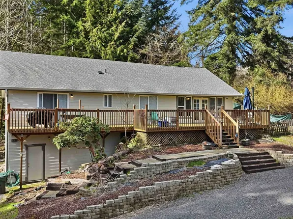 421 McAdams Road E, Longview, WA 98632