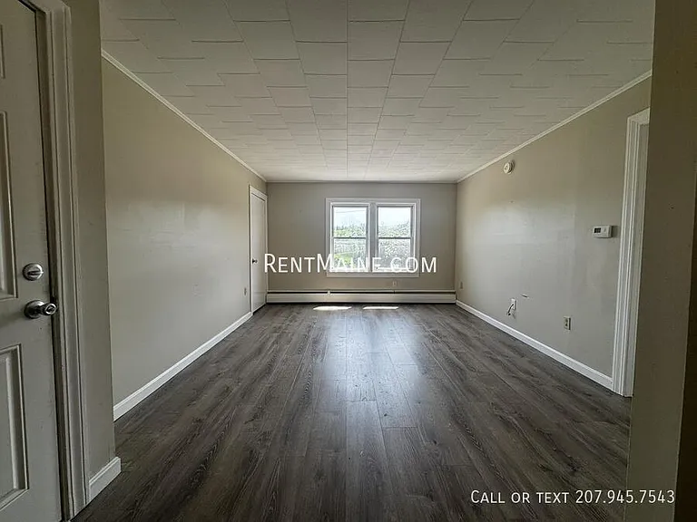 114 Riverside Dr #2 — Photo 4