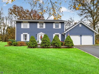 13 Sweeney Ct, Green Brook, NJ, 08812