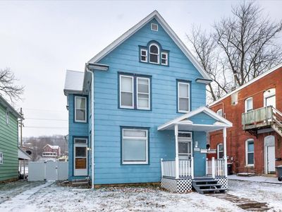 2557 Jackson St, Dubuque, IA, 52001
