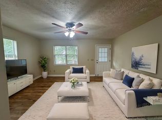 3801 Ridge St, Flowery Branch, GA 30542