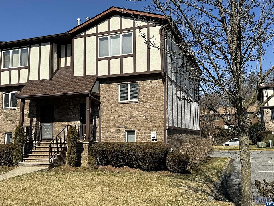 1st image of 59 Canterbury Ln
