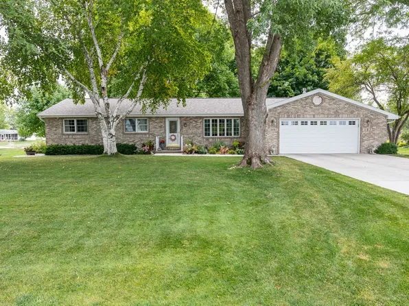 5171 N Harbour Dr, Winneconne, WI 54986