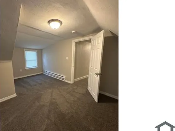 12804 Signet Ave Floor 3, Cleveland, OH 44120