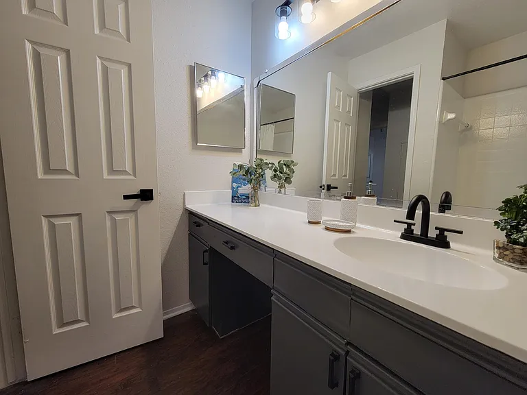 Oak Bend — Photo 22