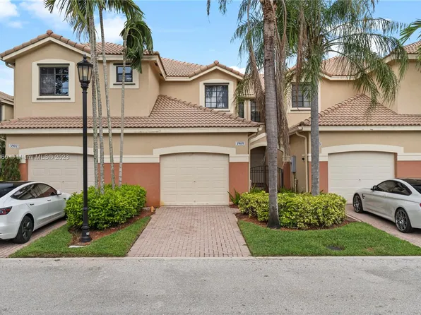 3905 Vista Grove Ln #1, Fort Lauderdale, FL 33332