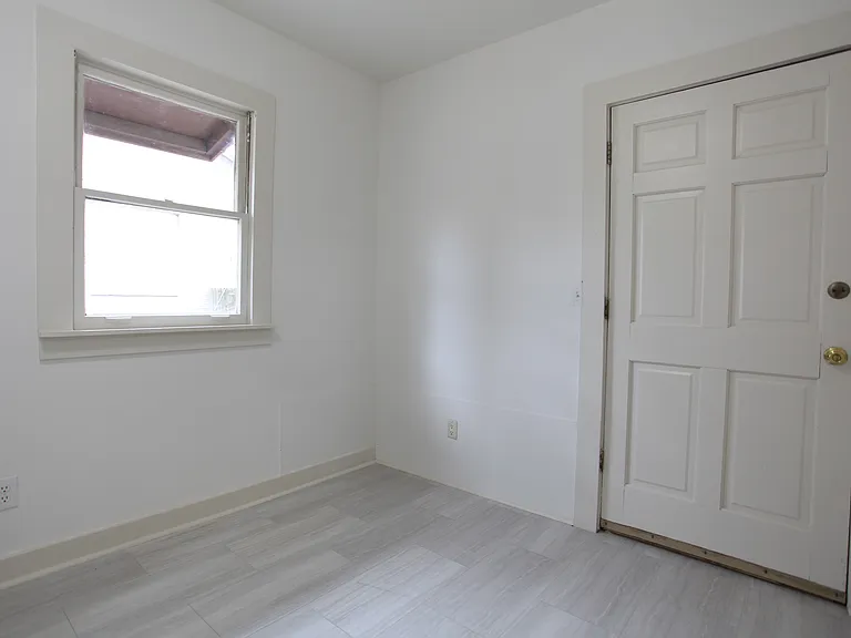 2714 Shamrock Dr — Photo 11