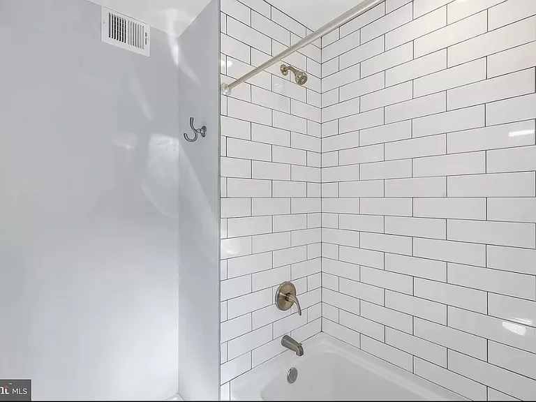 1443 Battery Ave — Photo 17