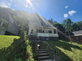 213 Vrooman Ave #3, Amsterdam, NY 12010