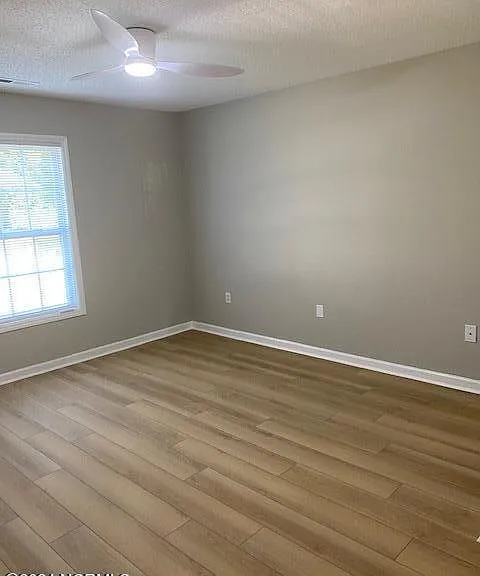 4364 Owendon Dr — Photo 12
