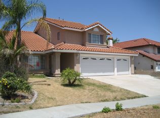2318 Mangular Ave, Corona, CA 92882