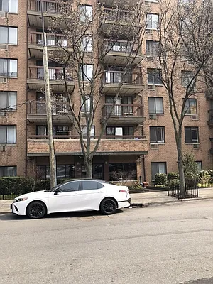 Rented by 18 REALTY | media 38