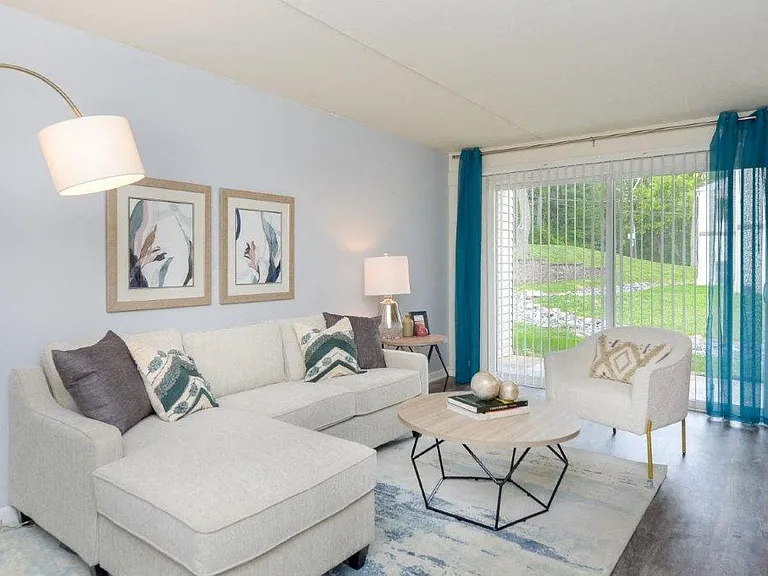 Willowbrook Apartment Homes — Photo 8