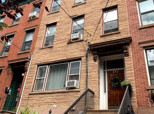 132 Wayne St APT 2, Jersey City, NJ 07302