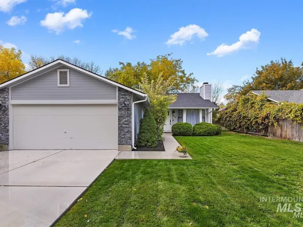 6433 N Portsmouth Ave, Boise, ID 83714