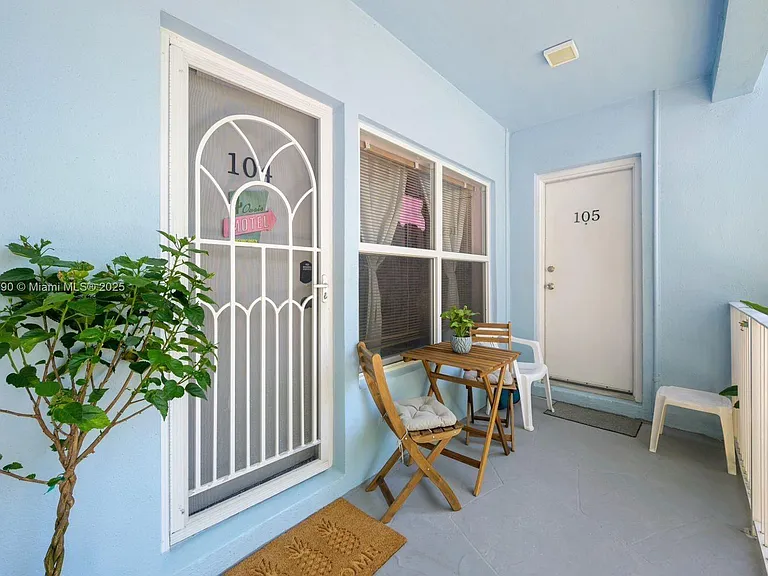 315 Van Buren St #104B — Photo 20