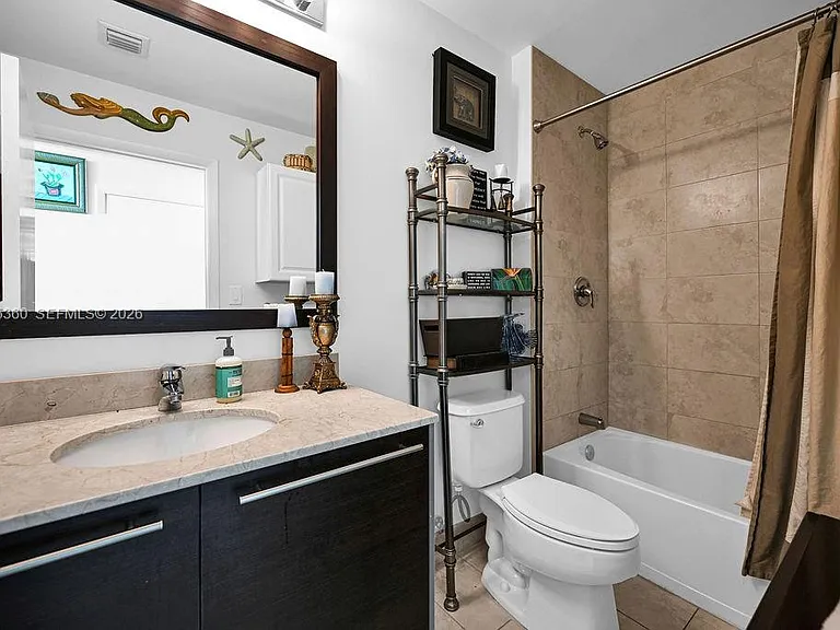 1900 N Bayshore Dr #5103 — Photo 30