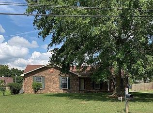 109 Greenland Farms Dr, Clarksville, TN 37040