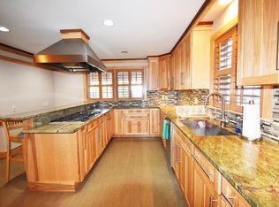 239 Bulgarmarsh Rd, Tiverton, RI 02878