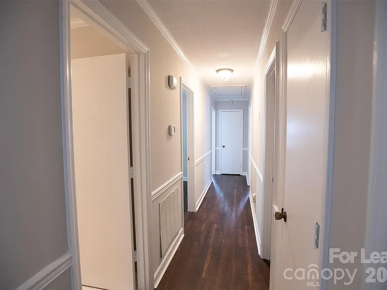 9100 Nash Ave — Photo 13