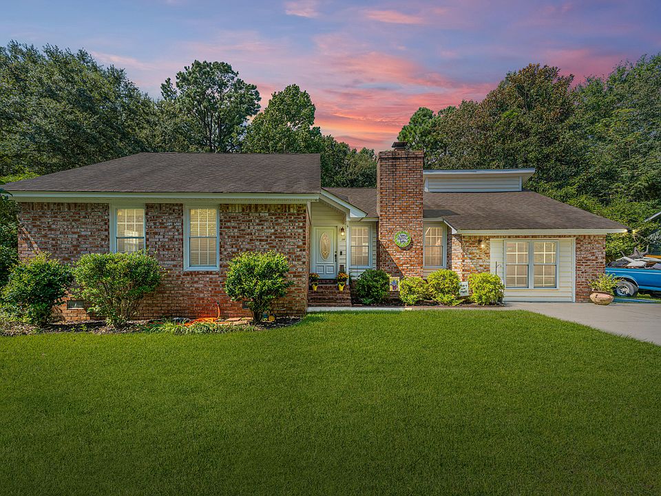 1st image of 226 Canaberry Cir