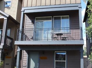 14337 SW Compass Dr, Beaverton, OR 97005