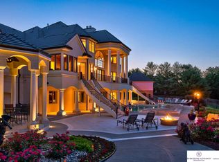 2237 S 189th Avenue Cir, Omaha, NE 68130