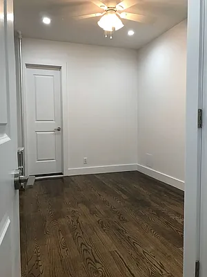 Rented by First Point Management | media 34